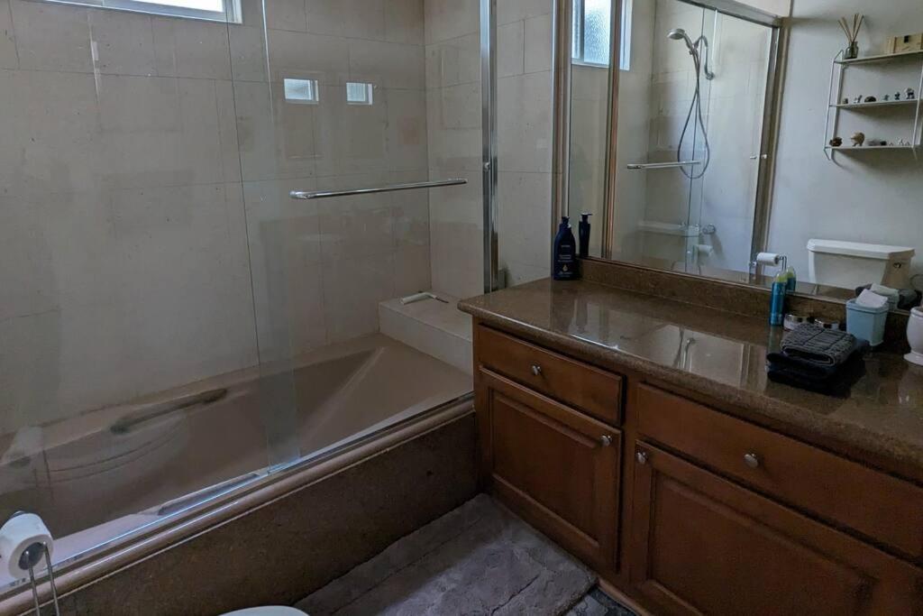 Spacious 2 Bedrooms. Prime Location Los Angeles Exteriér fotografie